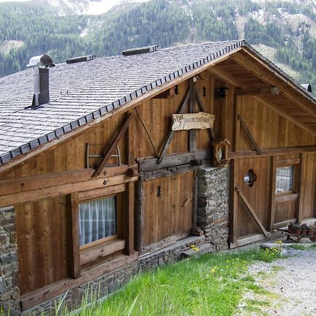 Chalet Mas Del Toni Rabbi Exterior photo